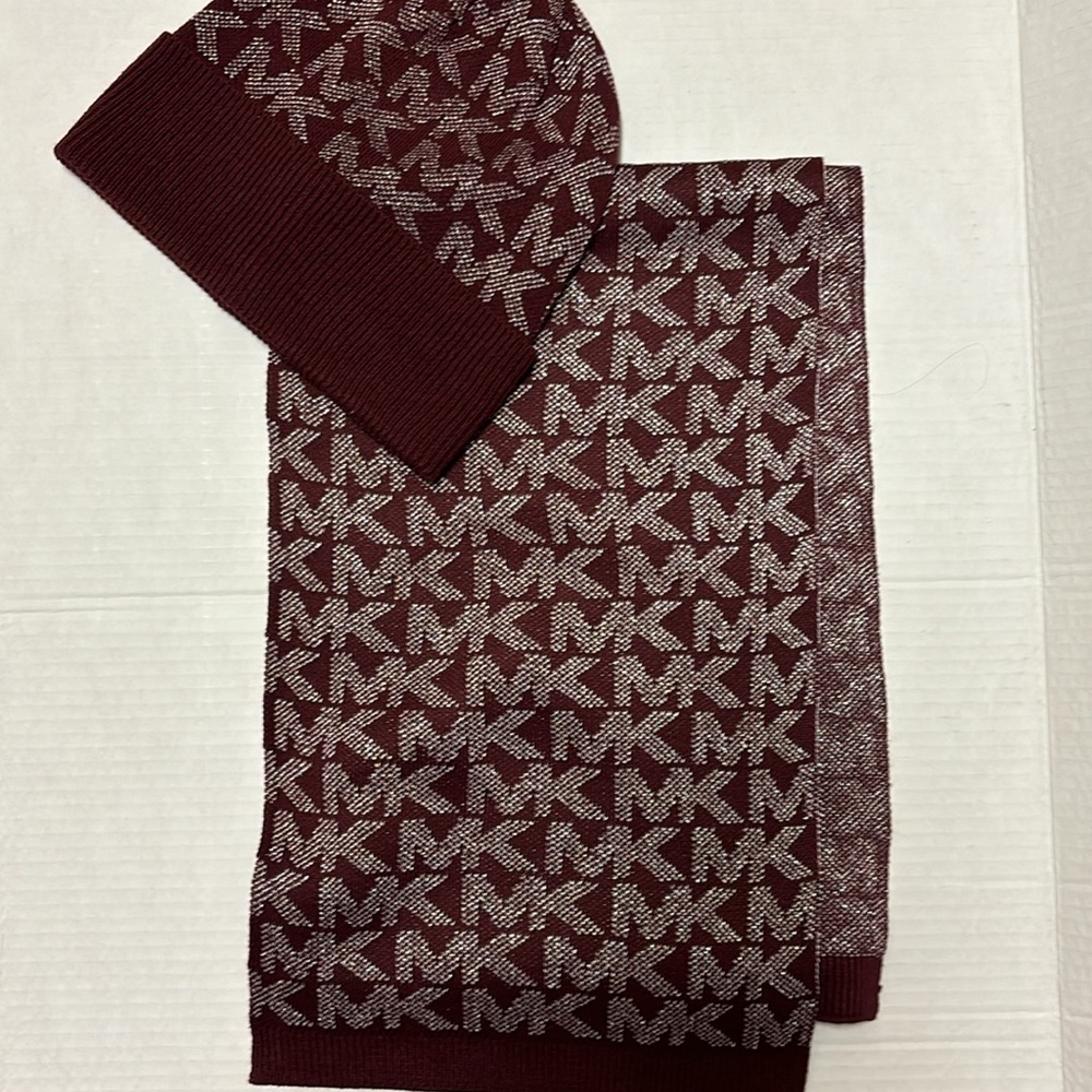 MICHAEL KORS Burgundy Silver Metallic MK Logo Scarf and Beanie Hat Set